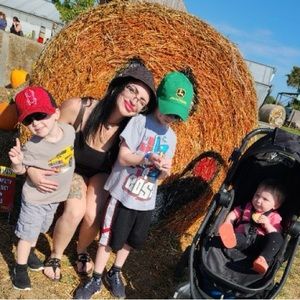 Meet your Posher, Melissa